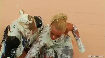 Wallpaper Glue All Over The Place! Screencap 16 on sinx.preview.netperv.com