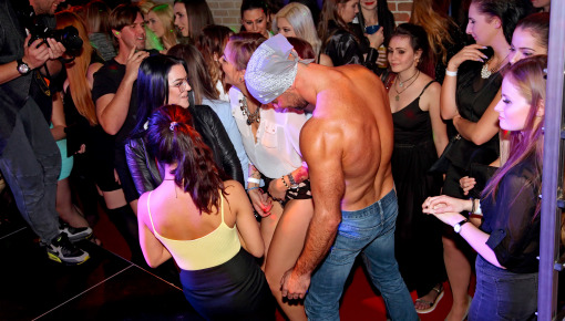 Latest deal - Party Hardcore Gone Crazy Vol. 38 Part 1 - Cam 3