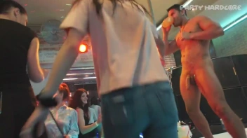 Party Hardcore Gone Crazy Vol. 27 Part 6 - Cam 3 Screencap 92 on sinx.preview.netperv.com