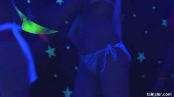 Spring Break Blow-Out Part 6 - Cam 4 Screencap 19 on sinx.preview.netperv.com