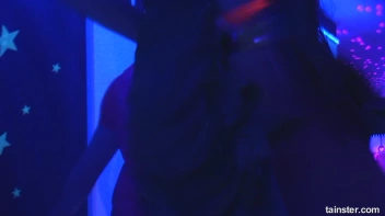 Spring Break Blow-Out Part 6 - Cam 4 Screencap 24 on sinx.preview.netperv.com