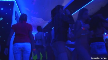 Spring Break Blow-Out Part 6 - Cam 4 Screencap 62 on sinx.preview.netperv.com