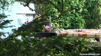 We Smack And Suck! Screencap 2 on sinx.preview.netperv.com