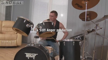 The Golden Girls of Rock!  Hella Hardcore Jam Session Puts These Ladies To The Test! Screencap 1 on sinx.preview.netperv.com