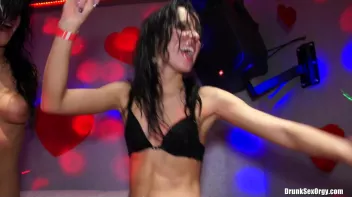 Valentine's Day Vaginas Part 6 - Cam 3 Screencap 81 on sinx.preview.netperv.com