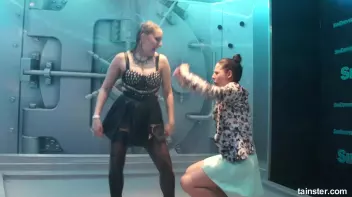 Sexy ladies getting wetter and wetter Screencap 60 on sinx.preview.netperv.com