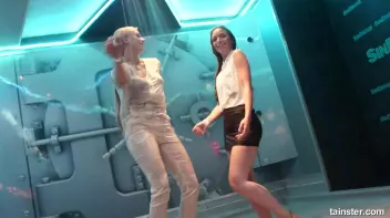 Spectacular wetlook dancing Screencap 10 on sinx.preview.netperv.com