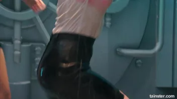 Spectacular wetlook dancing Screencap 31 on sinx.preview.netperv.com