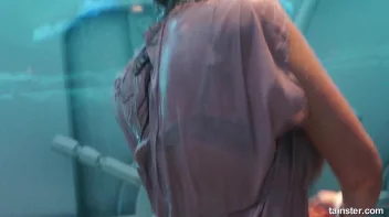 Spectacular wetlook dancing Screencap 73 on sinx.preview.netperv.com