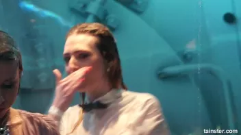 Spectacular wetlook dancing Screencap 77 on sinx.preview.netperv.com