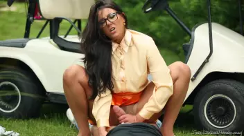 Golden Showers On The Greens Screencap 42 on sinx.preview.netperv.com