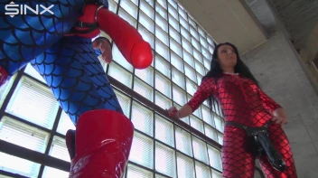 2 heiße Ladies mit 2 Mega Gummischwänzen Screencap 18 on sinx.preview.netperv.com