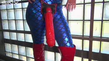 2 heiße Ladies mit 2 Mega Gummischwänzen Screencap 14 on sinx.preview.netperv.com