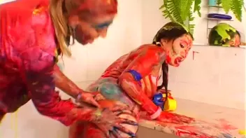 Finger Painting Babes Screencap 80 on sinx.preview.netperv.com