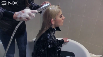 Blonde and brunette shampooing one another Screencap 13 on sinx.preview.netperv.com