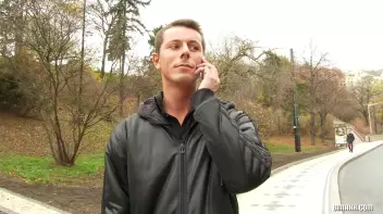 When it's too big, call for the help Screencap 4 on sinx.preview.netperv.com