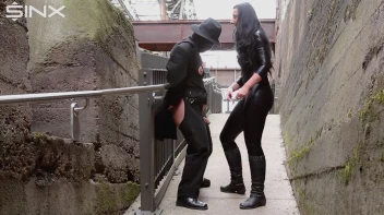 CBT und Nippelspiele im Freien Screencap 36 on sinx.preview.netperv.com