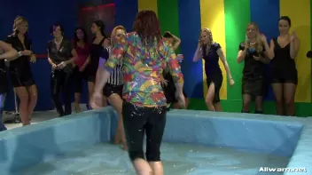 Hair Pulling, Gel Covered Catfighters! Screencap 5 on sinx.preview.netperv.com