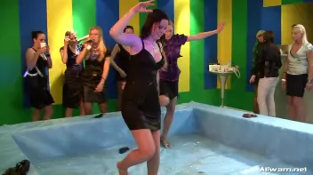 Hair Pulling, Gel Covered Catfighters! Screencap 55 on sinx.preview.netperv.com