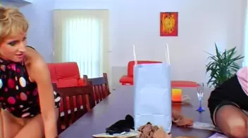 Steamy Streams of Yellow Love Juice Screencap 24 on sinx.preview.netperv.com