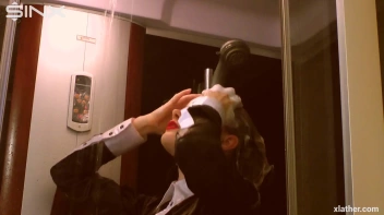 Coy Cuties Sexy Sudsy Shower Screencap 18 on sinx.preview.netperv.com