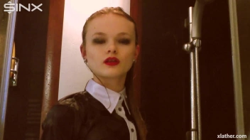 Coy Cuties Sexy Sudsy Shower Screencap 45 on sinx.preview.netperv.com