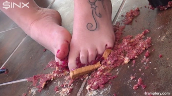 Food Trampling Fun With Heeled Hottie Screencap 41 on sinx.preview.netperv.com