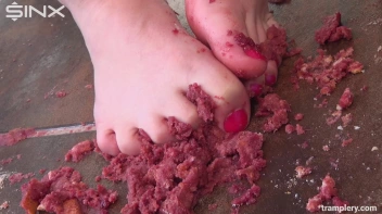 Food Trampling Fun With Heeled Hottie Screencap 46 on sinx.preview.netperv.com