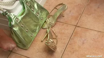 WaM Salon Treatment Screencap 109 on sinx.preview.netperv.com