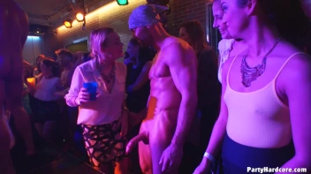 Party Hardcore Gone Crazy Vol. 38 Part 1 - Cam 3 Screencap 73 on sinx.preview.netperv.com