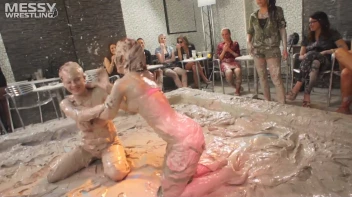 Muddy Wrestling Special: 2 Amateur Battles - Audience vs. Audience Screencap 68 on sinx.preview.netperv.com