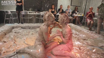 Muddy Wrestling Special: 2 Amateur Battles - Audience vs. Audience Screencap 73 on sinx.preview.netperv.com