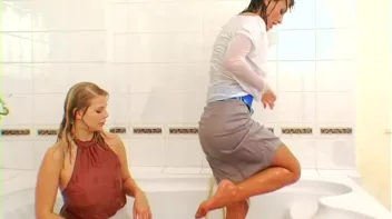 Everyone Wins In A Wet Fight Screencap 94 on sinx.preview.netperv.com