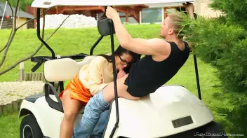 Golden Showers On The Greens Screencap 25 on sinx.preview.netperv.com