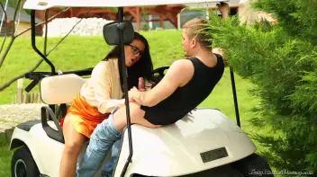 Golden Showers On The Greens Screencap 27 on sinx.preview.netperv.com