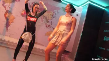 Shaking It In A Wetlook Storm! Screencap 51 on sinx.preview.netperv.com