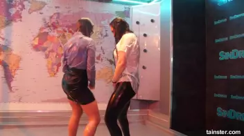 Shaking It In A Wetlook Storm! Screencap 76 on sinx.preview.netperv.com