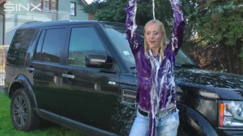 Wet & Messy Car Washing For Playful Blonde Screencap 50 on sinx.preview.netperv.com
