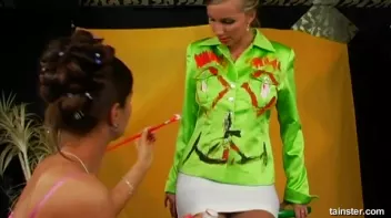 Finger Painting Fashion Craze Screencap 12 on sinx.preview.netperv.com