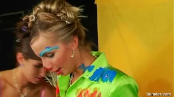 Finger Painting Fashion Craze Screencap 23 on sinx.preview.netperv.com