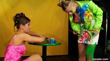 Finger Painting Fashion Craze Screencap 52 on sinx.preview.netperv.com