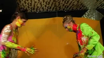 Finger Painting Fashion Craze Screencap 60 on sinx.preview.netperv.com