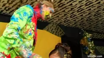 Finger Painting Fashion Craze Screencap 66 on sinx.preview.netperv.com