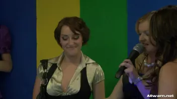 Gel Wrestling Hotties Screencap 24 on sinx.preview.netperv.com