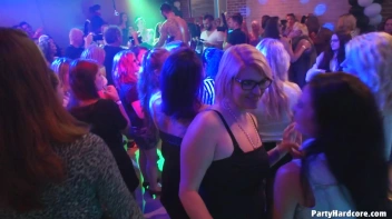 Party Hardcore Gone Crazy Vol. 37 Part 2 - Cam 2 Screencap 83 on sinx.preview.netperv.com