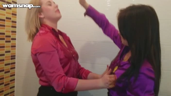 Blouse Beauties Egg Themselves Up! Screencap 11 on sinx.preview.netperv.com
