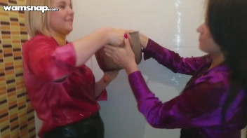 Blouse Beauties Egg Themselves Up! Screencap 31 on sinx.preview.netperv.com