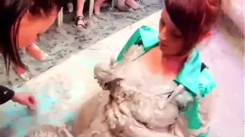 Struggling in the Mud Screencap 17 on sinx.preview.netperv.com