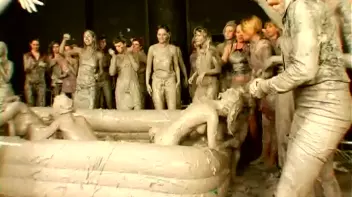 Mud Thirsty Mob Of Honies Screencap 100 on sinx.preview.netperv.com