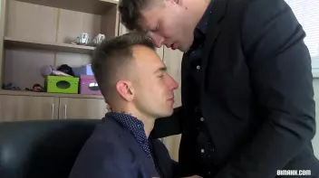 Bisexual tension on the work floor Screencap 12 on sinx.preview.netperv.com